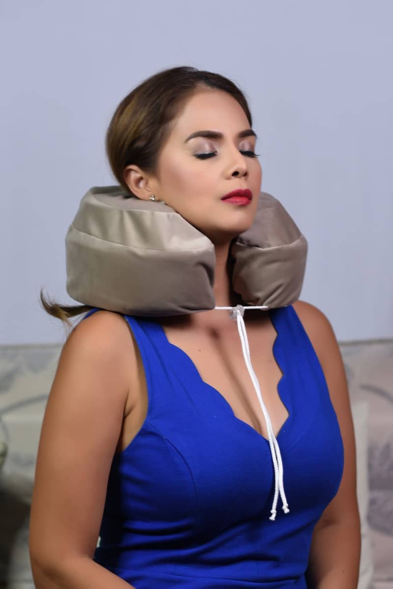 The Neck Pillow